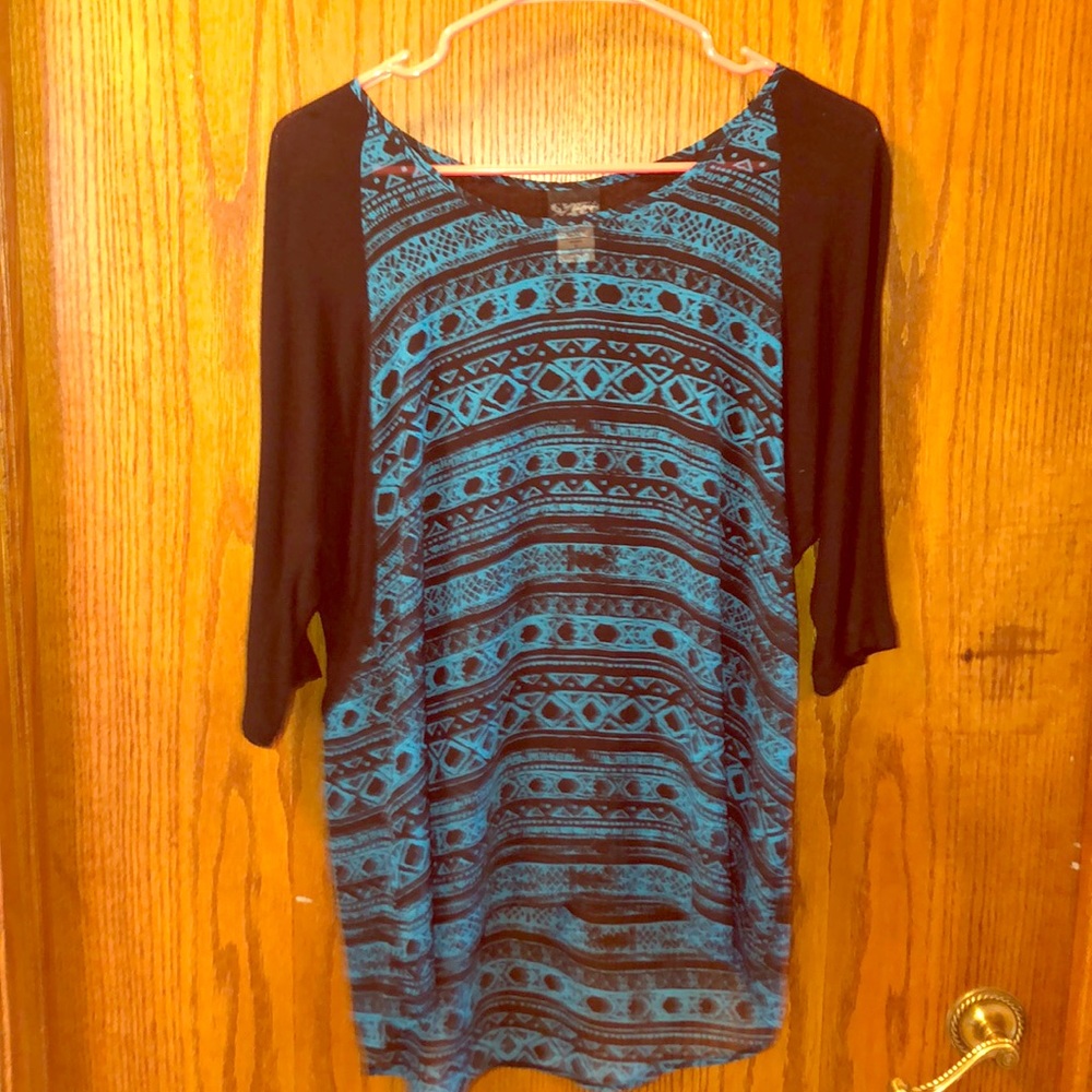 Daytrip Aztec dolman top MEDIUM from Buckle
